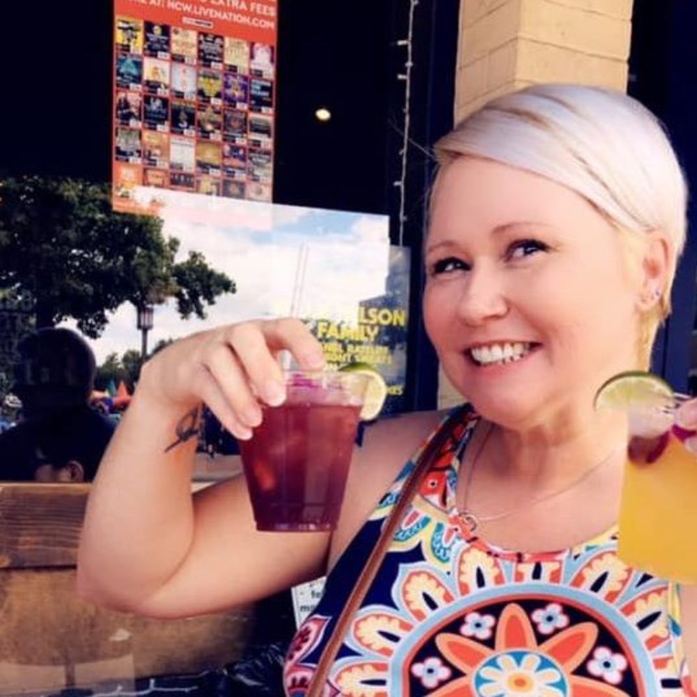 Meet your Posher, Angela